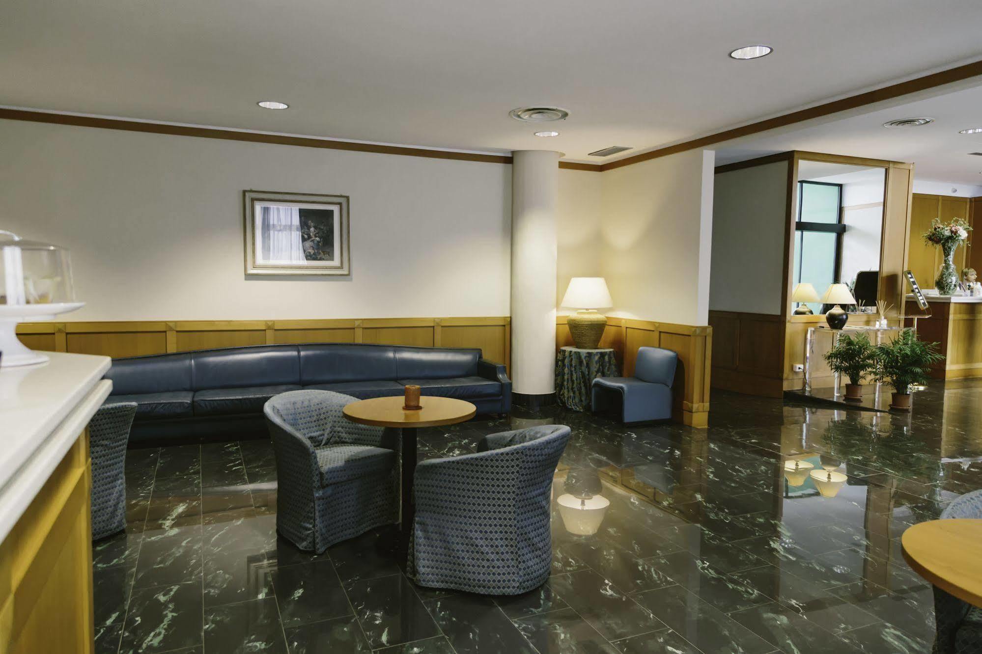 Hotel Federiciano 4*